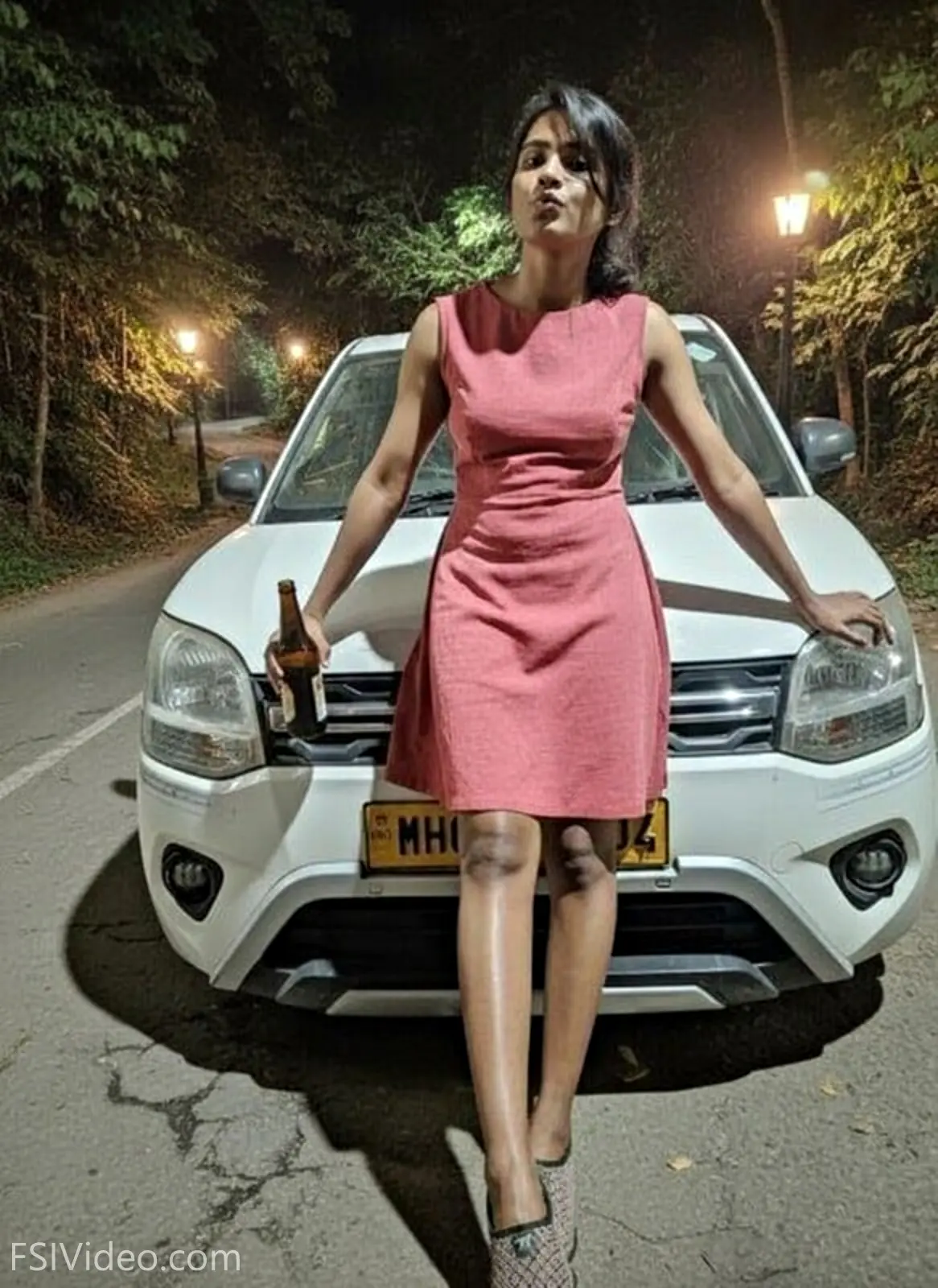 Hot Marathi Girl Drinking In Public And Sex