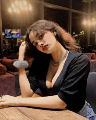 Hottest Indian Girl Blowjob And Nude Sex With Lover