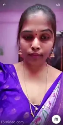 Telugu Wife Cam Show With Saree Stripping to Topless