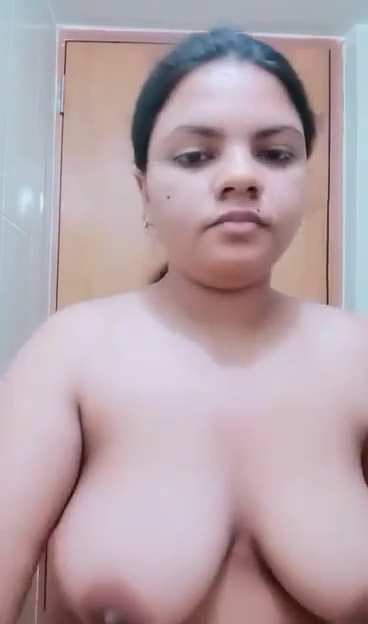 Bengali Tiktoker Girl Striptease Nude Viral Video Making - Thumbnail 4