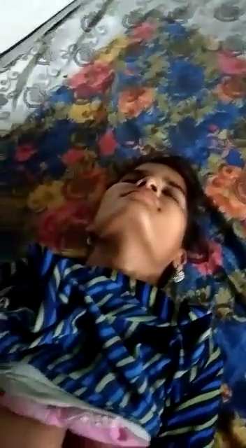 Big Boobs Village Girlfriend Painful Sex With Boyfriend - Thumbnail 3