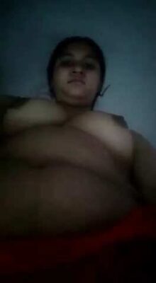 Chubby Bhabhi Pink Pussy Showing Viral Video Making - Thumbnail 7