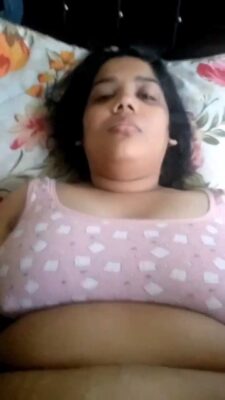 Chubby Hijab Aunty Pussy Fucking By Sex Partner - Thumbnail 2