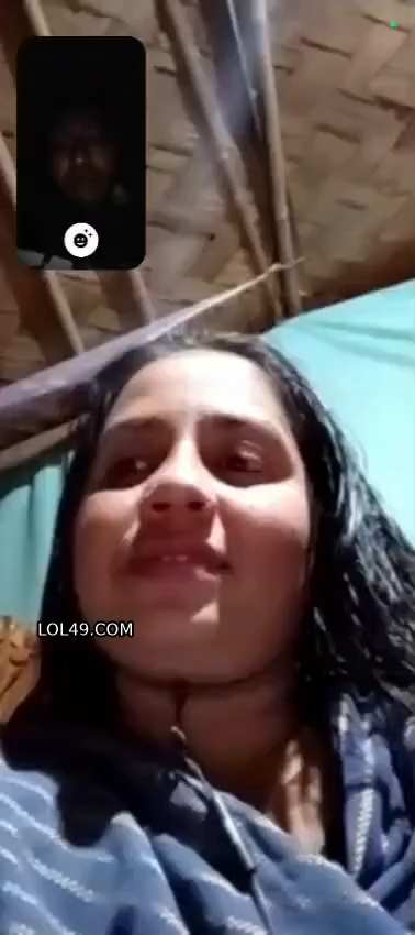 Chubby Village Aunty Shows Nude Figure On Video Call - Thumbnail 1