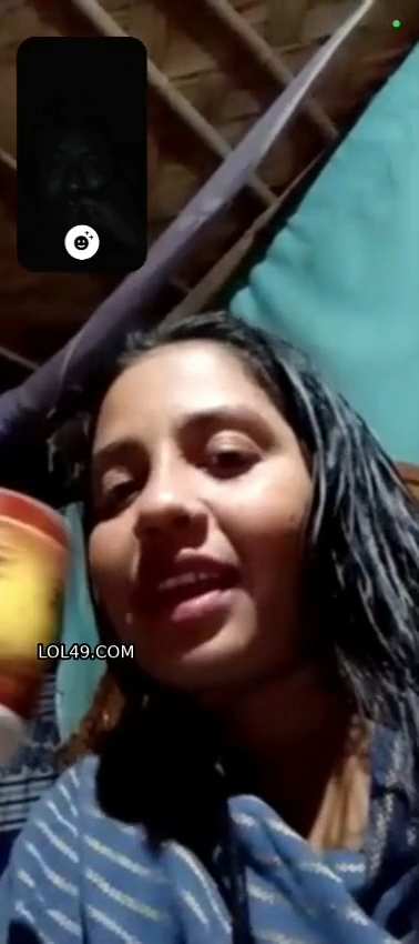 Chubby Village Aunty Shows Nude Figure On Video Call - Thumbnail 5