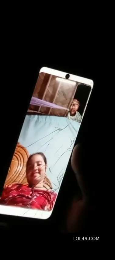 Chubby Village Aunty Shows Nude Figure On Video Call - Thumbnail 6
