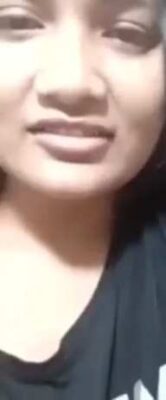 Cute Expression During Topless Boobs Show By Indian Girl - Thumbnail 2