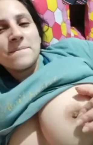 Cute Girl Huge Boobs Playing Viral Selfie Video - Thumbnail 2