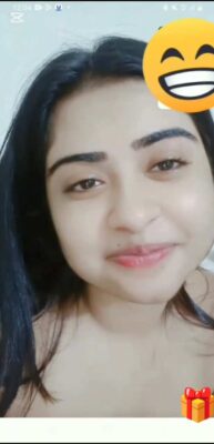 Gorgeous Maal Naked Chat On Live Video Call With Lover - Thumbnail 3