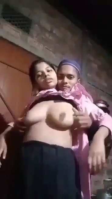 Indian Muslim Cousins Foreplay Sex At Home MMS - Thumbnail 1