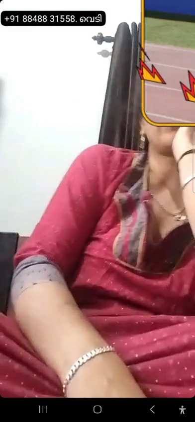 Mallu Aunty Lifting Nighty And Showing Naked Body - Thumbnail 7