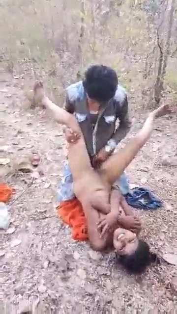 Mallu Villege Bhabi Outdoor Fucked By Devar - Thumbnail 2