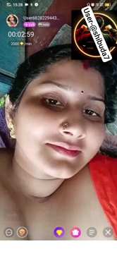 Married Bhabhi Live Cam Chat Nude Show For Money - Thumbnail 2