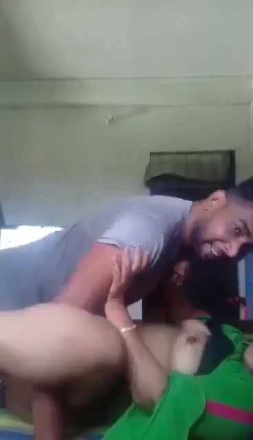 Moaning Hard Sex Of Beautiful Wife With New Husband - Thumbnail 4