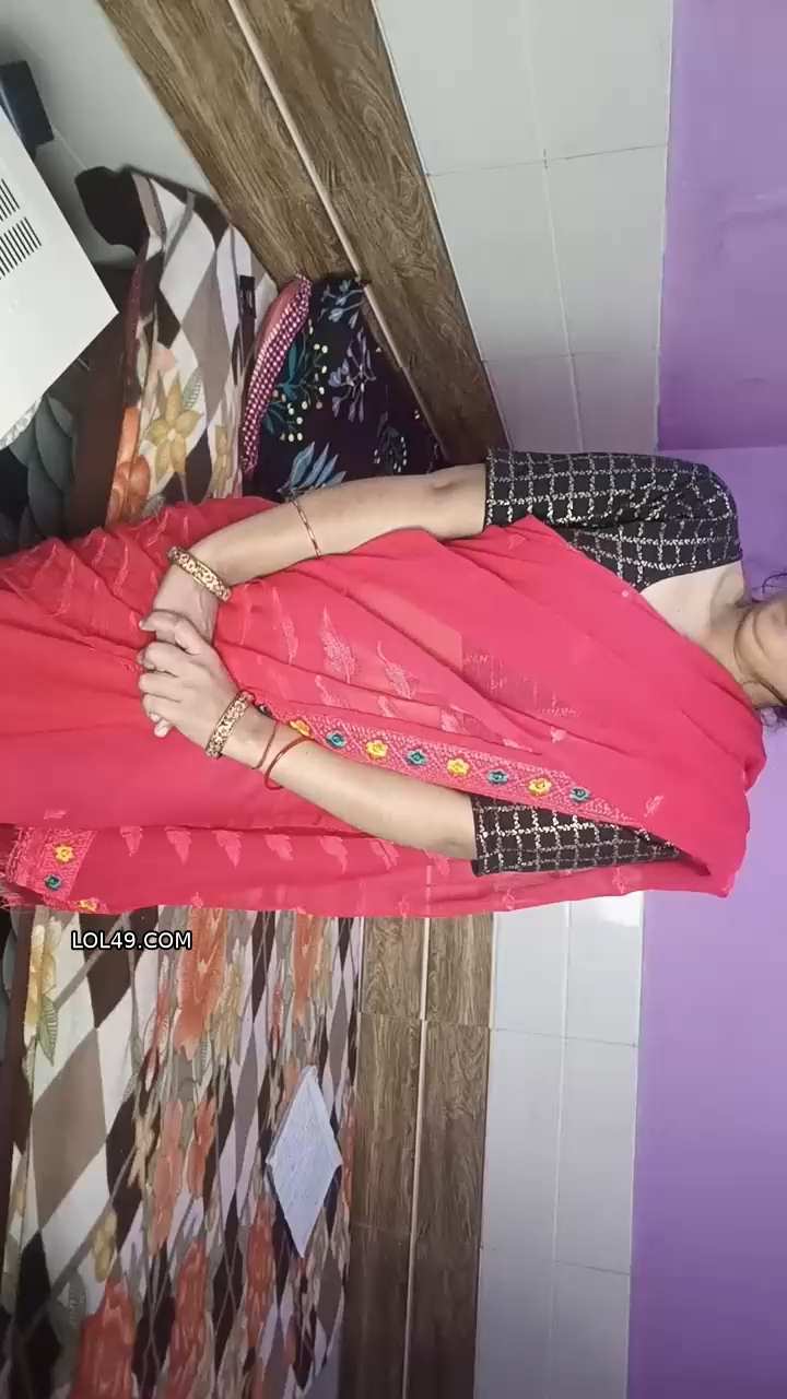 Romance In Saree And Hardcore Fucking By Bhabhi - Thumbnail 1