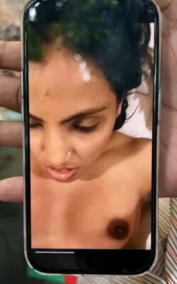 Slim Girlfriend Sex Video Sharing By Boyfriend - Thumbnail 2