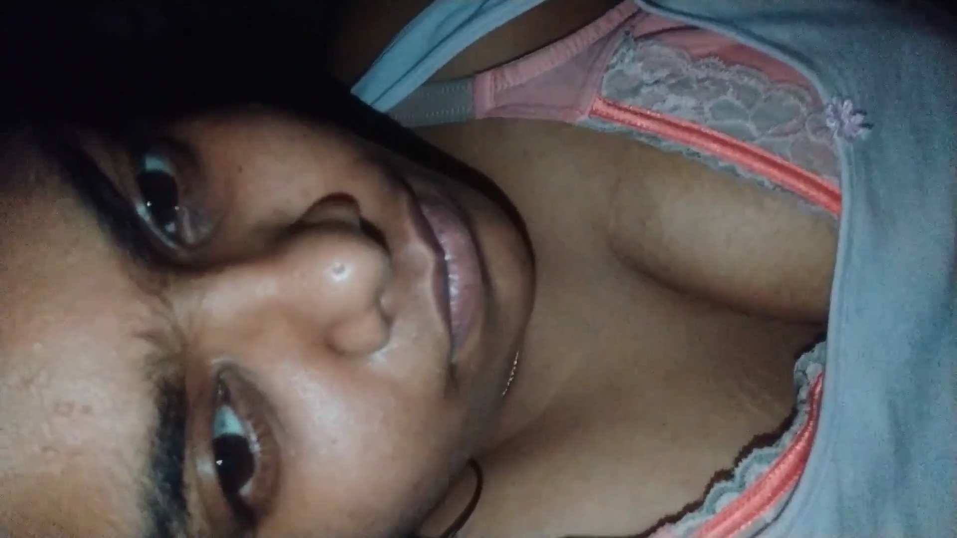 Tamil Girl Black Nipples Exposing Nude Pics And Videos - Thumbnail 2