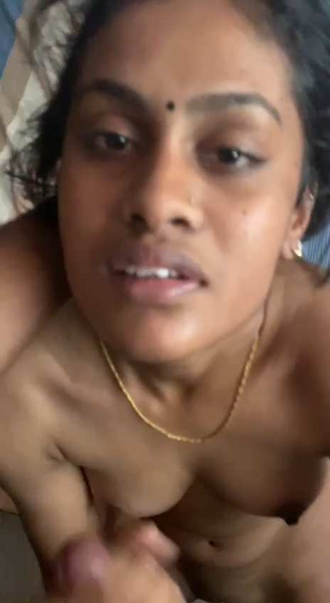 Tamil Wife Sloppy Blowjob And Pussy Lick Viral MMS - Thumbnail 10